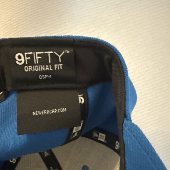 Oakley New Era 9Fifty Adjustable Snapback Hat Blue. Like New - Picture 8 of 10